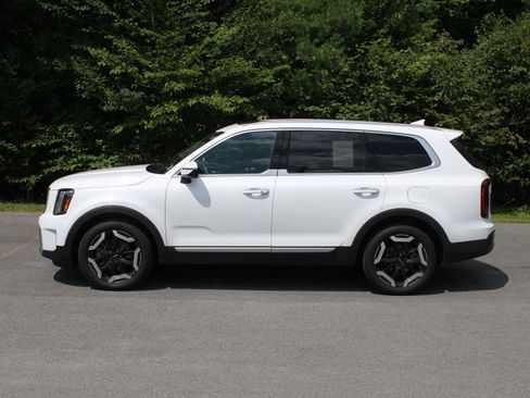 Used 2025 Kia Telluride S AWD/4WD image 5