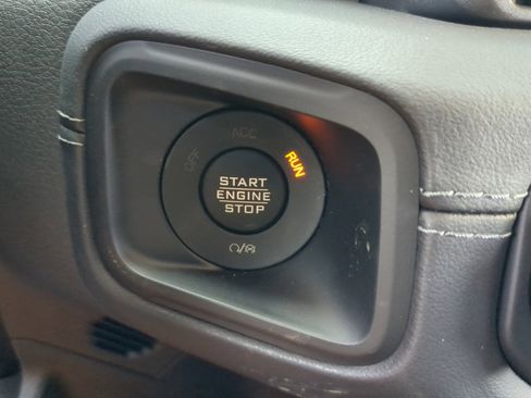 New 2025 Jeep Wrangler Rubicon w/ Steel Bumper Group image 30