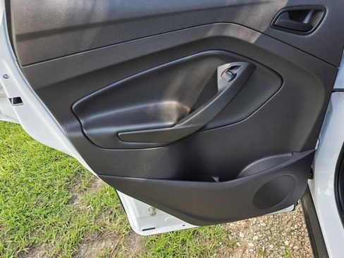 Used 2015 Ford Escape S FWD image 26