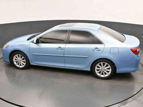 Used 2013 Toyota Camry XLE w/ Leather Pkg FWD image 23