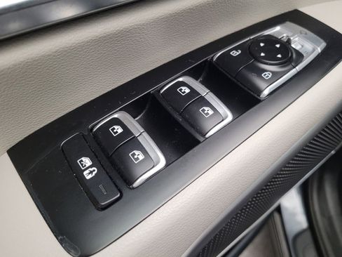 Used 2021 Kia Telluride EX w/ EX Premium Package image 27