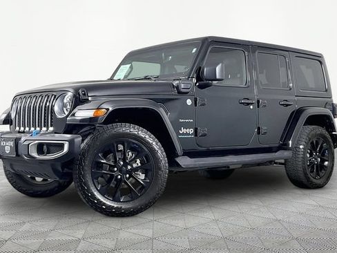 Used 2023 Jeep Wrangler Unlimited Sahara AWD/4WD image 1