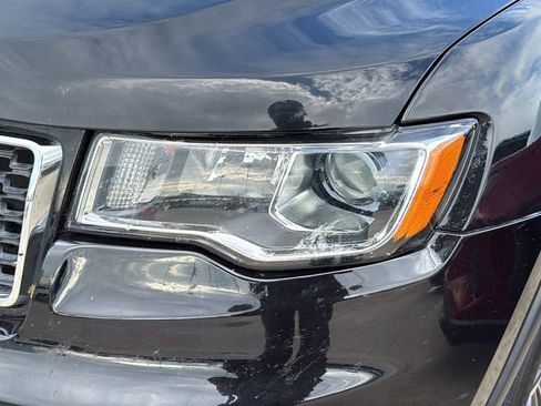 Used 2021 Jeep Grand Cherokee Limited w/ Luxury Group II image 7