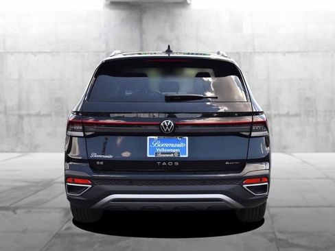 New 2026 Volkswagen Taos SE AWD/4WD image 6