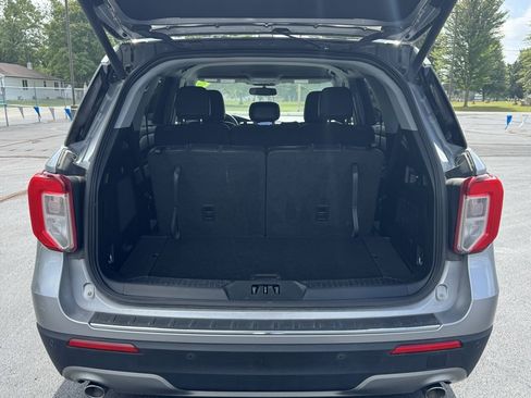 Used 2023 Ford Explorer Limited image 25
