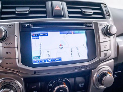 Used 2019 Toyota 4Runner SR5 AWD/4WD image 24