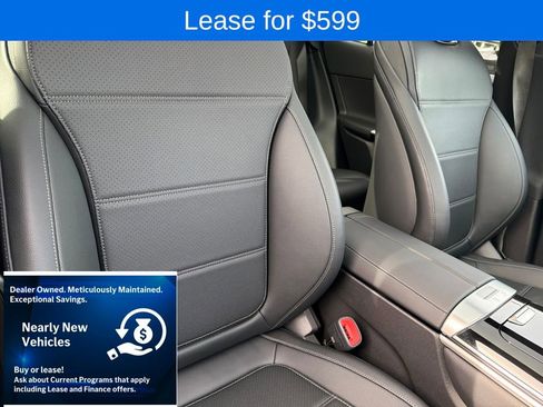 Used 2026 Mercedes-Benz GLC 300 image 35