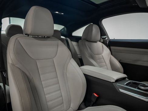 Used 2023 BMW 440i xDrive Coupe w/ Premium Package image 35