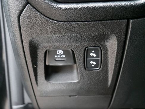 Used 2022 RAM 1500 Laramie image 39