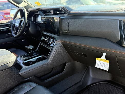 Used 2026 GMC Sierra 1500 AT4 w/ Technology Package AWD/4WD image 24