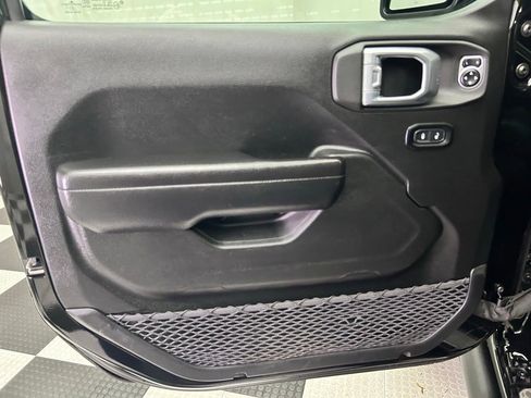 Certified 2021 Jeep Wrangler Unlimited Rubicon w/ Xtreme Recon 35" Tire Package image 14