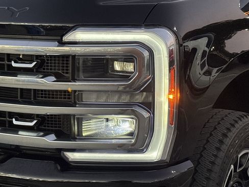 Certified 2024 Ford F250 Platinum w/ FX4 Off-Road Package image 6