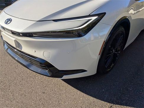 Used 2026 Toyota Prius image 5