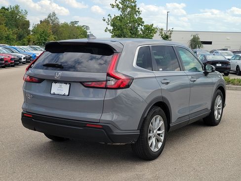 Used 2024 Honda CR-V EX image 6