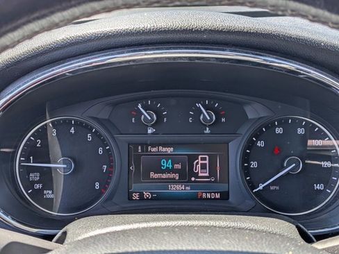 Used 2019 Buick Encore Essence FWD image 10