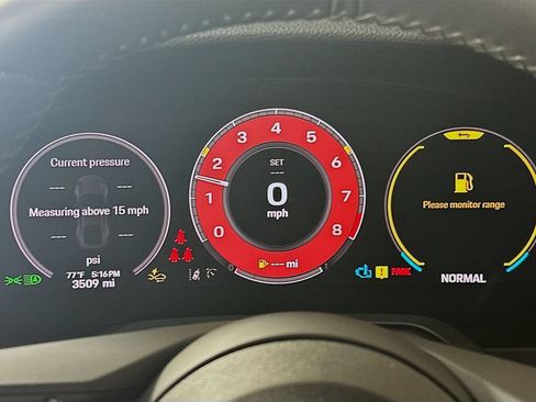 Certified 2025 Porsche 911 Carrera T RWD image 13