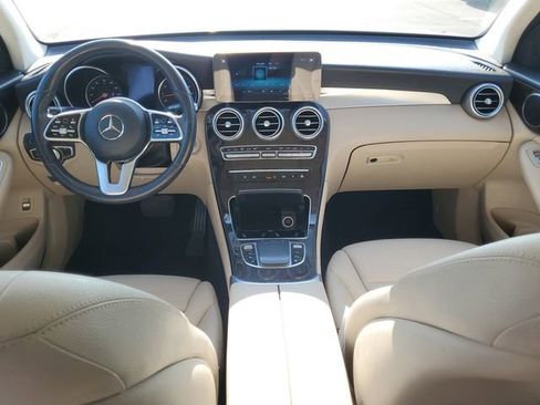 Used 2021 Mercedes-Benz GLC 300 image 14