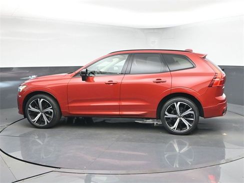 Used 2023 Volvo XC60 B5 Ultimate w/ Climate Package image 5