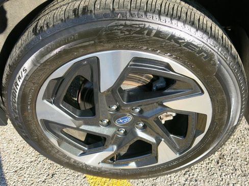 Used 2024 Subaru Crosstrek 2.5i Limited AWD/4WD image 35