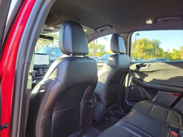 Certified 2024 Ford Escape ST-Line w/ Tech Pack #1 AWD/4WD image 27