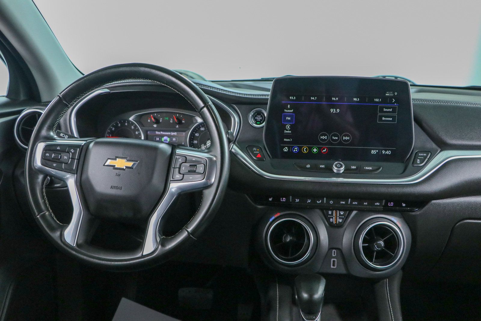 Used 2024 Chevrolet Blazer LT FWD image 17
