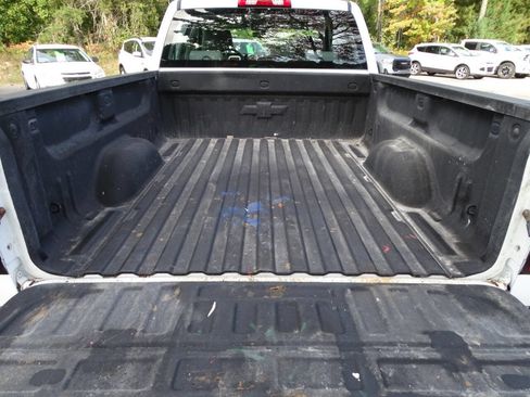 Used 2017 Chevrolet Silverado 1500 W/T image 33