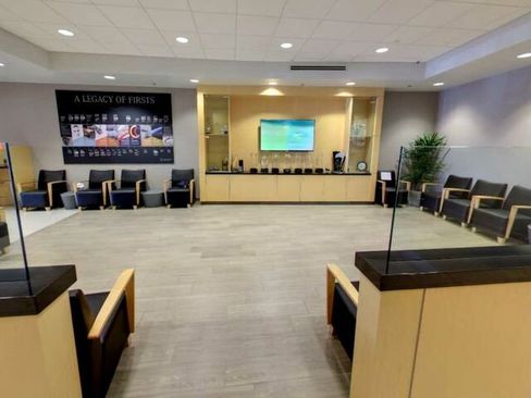 Certified 2025 Mercedes-Benz CLA 250 4MATIC image 39