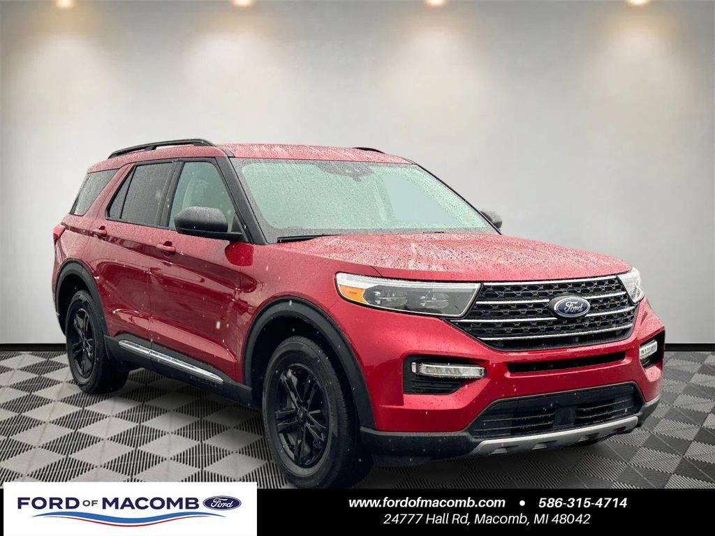 Used 2023 Ford Explorer XLT w/ Equipment Group 202A AWD/4WD image 1