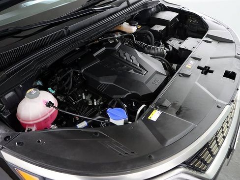 Used 2023 Kia Carnival SX image 37