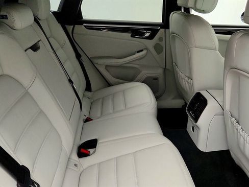 Used 2024 Porsche Macan GTS w/ Premium Plus Package AWD/4WD image 22
