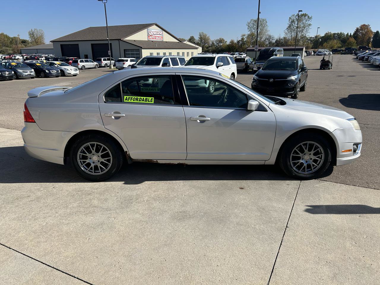 Used 2010 Ford Fusion SEL FWD image 4