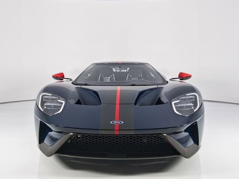Used 2020 Ford GT Carbon Series image 3