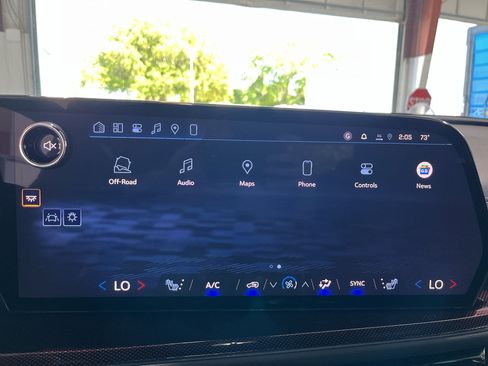 New 2026 Chevrolet Traverse Z71 w/ Enhanced Driving Package image 24