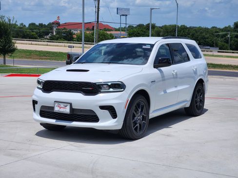 New 2026 Dodge Durango GT w/ Blacktop Package AWD/4WD image 2