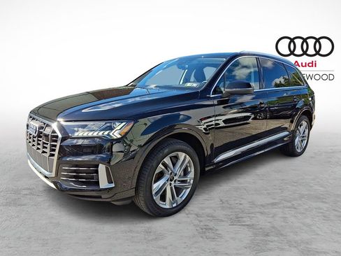 Certified 2023 Audi Q7 3.0T Premium w/ Convenience Package AWD/4WD image 3
