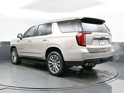 Used 2021 GMC Yukon Denali w/ LPO, Illumination Package image 5