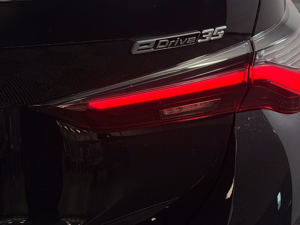 Used 2023 BMW i4 eDrive35 w/ Premium Package RWD image 11