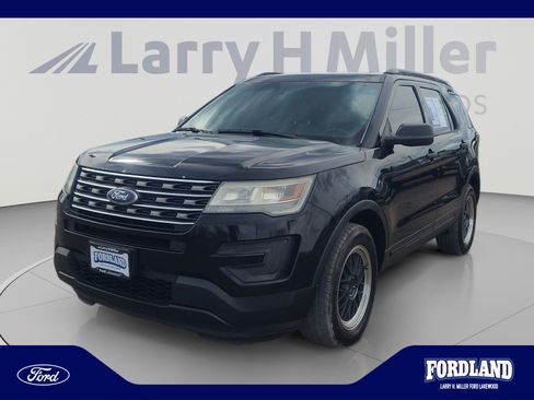 Used 2017 Ford Explorer 4WD image 1