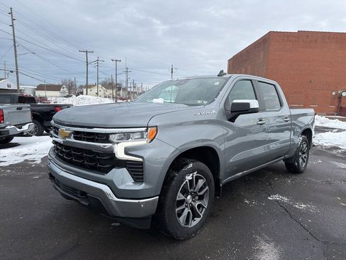 Used 2023 Chevrolet Silverado 1500 LT image 3