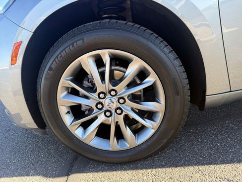 Used 2024 Buick Enclave Avenir w/ Avenir Technology Package image 9