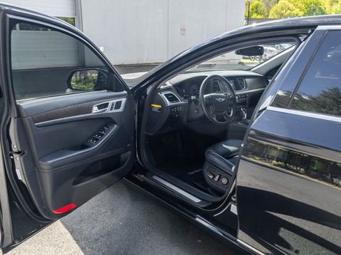 Used 2015 Hyundai Genesis 5.0 w/ Option Group 05 RWD image 22