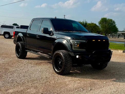 Used 2019 Ford F150 XLT w/ Equipment Group 302A Luxury AWD/4WD image 2