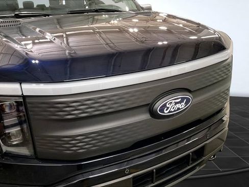Used 2025 Ford F150 Lightning Flash AWD/4WD image 29