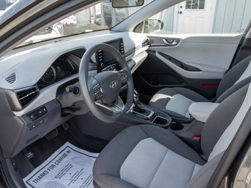 Used 2020 Hyundai Ioniq Blue FWD image 14