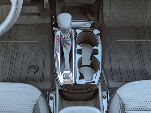 New 2026 Chevrolet Trax LT w/ Sunroof Package image 6