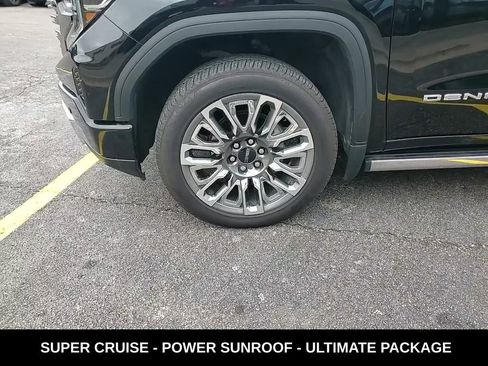 Used 2023 GMC Sierra 1500 Denali Ultimate image 9