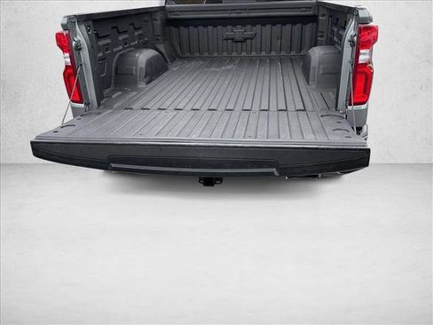 Used 2019 Chevrolet Silverado 1500 RST image 28