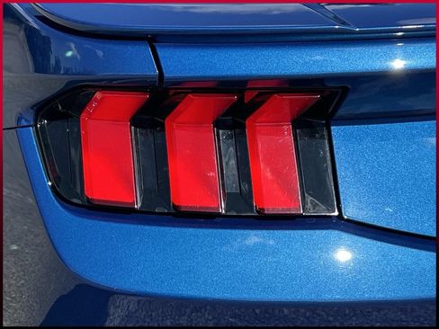 Used 2024 Ford Mustang GT Premium RWD image 13