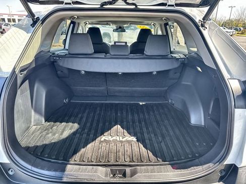 Used 2023 Toyota RAV4 XLE w/ Convenience Package image 32