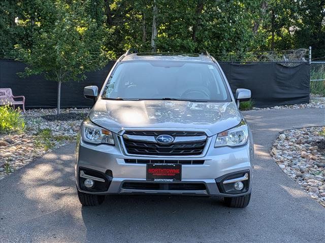 Used 2017 Subaru Forester 2.5i Limited AWD/4WD image 9